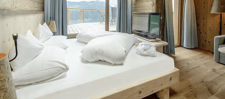 To sweeten our guests dreams they can choose one of four different kinds of pillows from our pillow menu