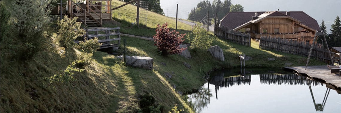 Tauchen Sie ein in unserer einzigartigen Naturwasserwelt im 4* Superior