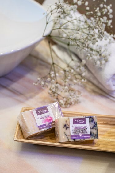 Alpenrosen_Heublumenseife