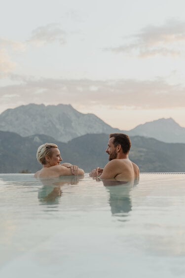 Infnity Whirlpool mit Ausblick