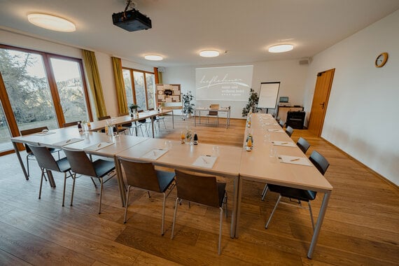 seminarraum-grimming-uform